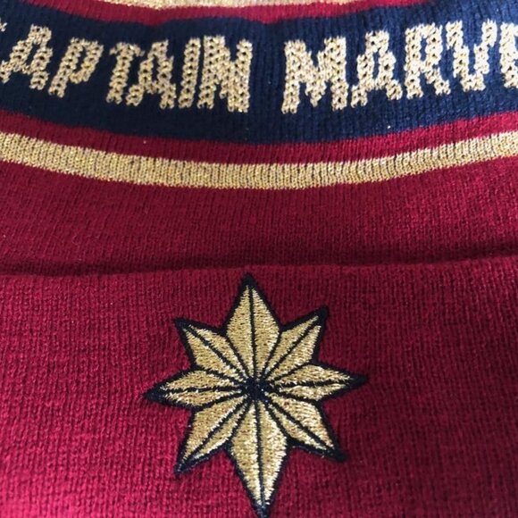 Captain Marvel Hat Beanie Fitted Red Navy Gold Pom Knit Cuffed Embroidered - Picture 2 of 5